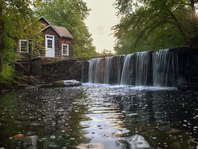 Weston, Connecticut EV Charger Installation Company